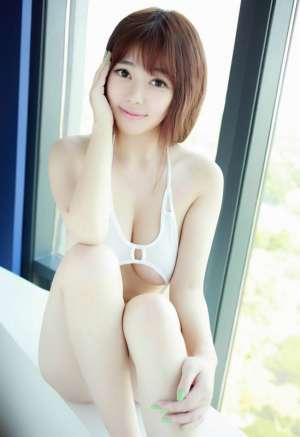 巨乳美女刘飞儿私房性感写真照