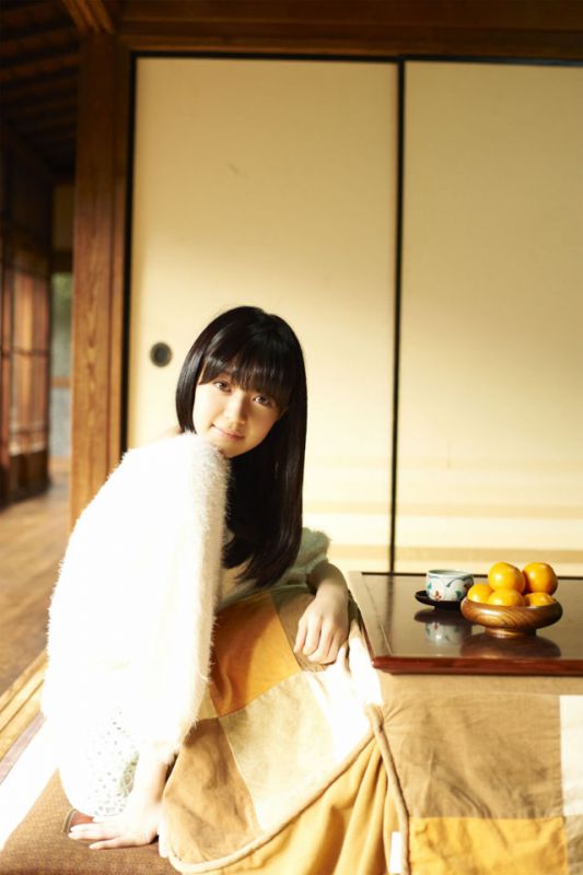 内衣美女逢泽莉娜高清写真大图