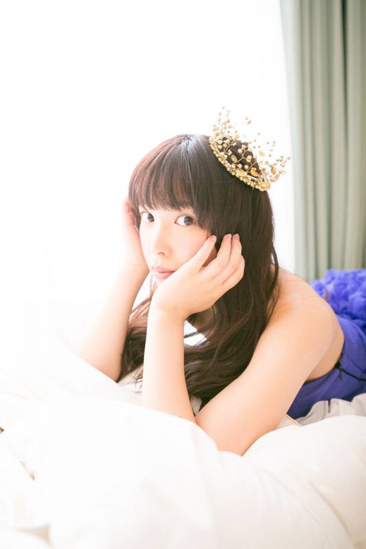 日本少女中岛早贵私房迷人写真集
