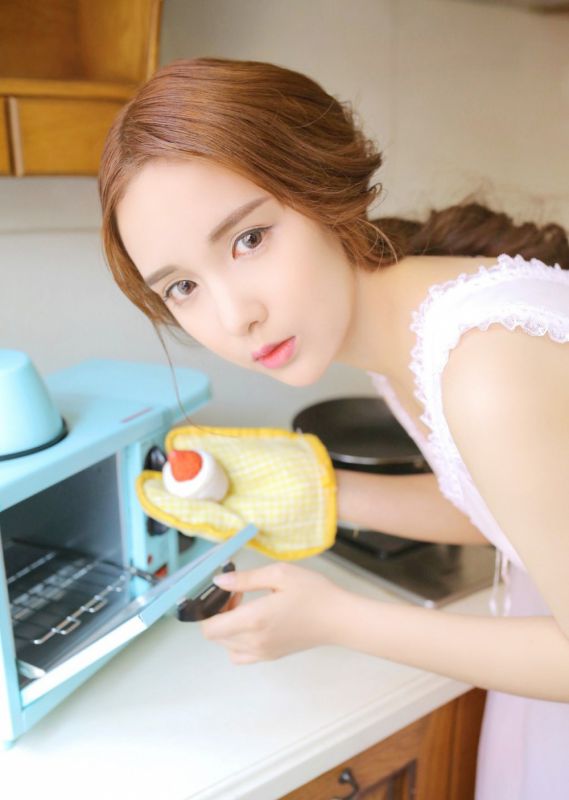 清纯萝莉盛世美颜内衣生活私房照性感写真