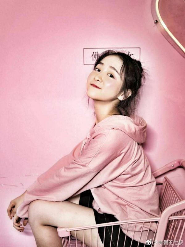 清纯甜美少女冷MM可爱软妹表情包写真
