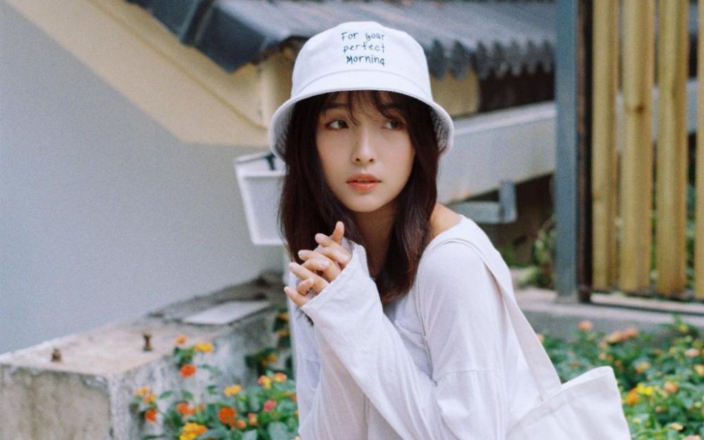 00后甜美少女清纯养眼私房极品尤物写真图片