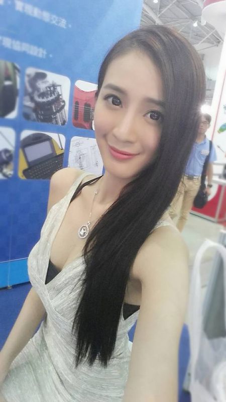 极品气质美女邱俐颖Ray私拍图片集锦