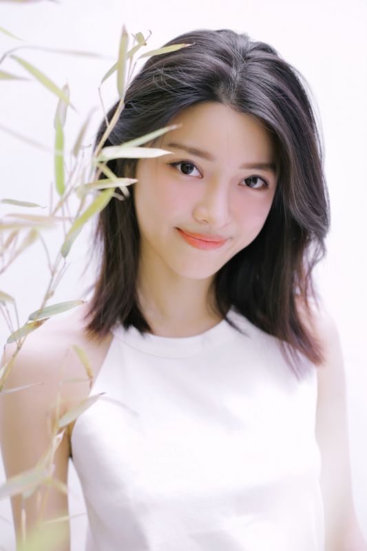极品运动短发少女活力元气清纯白嫩氧气图库