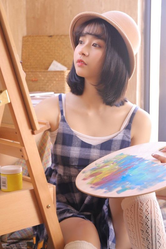 校园日本少女泳装室内丰韵美足性感写真