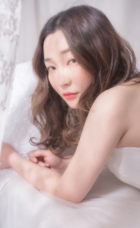 梦幻交换美妇床上风骚抚媚妖娆性感撩人系列写真
