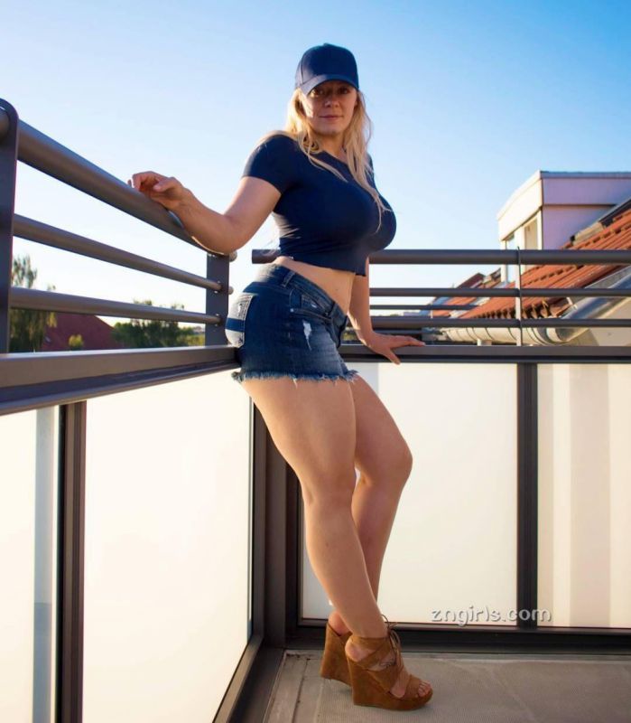 gogo欧美肥女健身巨乳上司极品另类美感一级高清图片