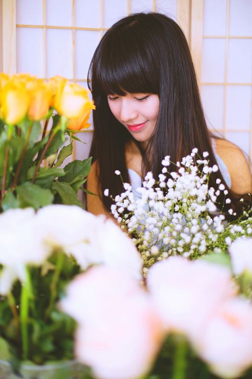 清纯美少女花间唯美写真