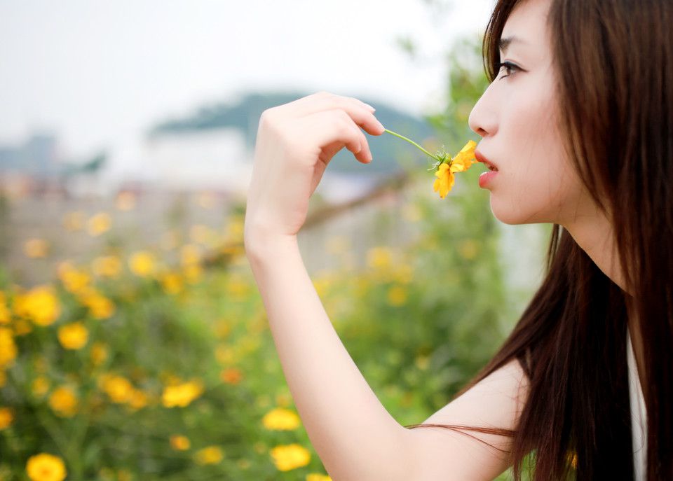 小清新风美女写真显清纯