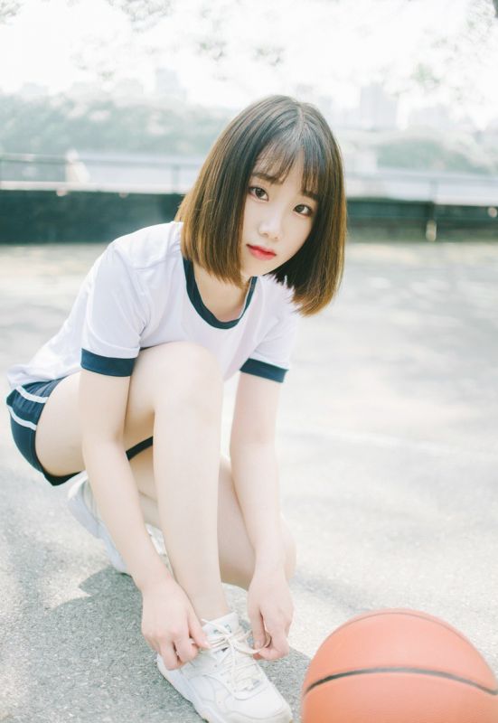 校园篮球宝贝少女日系体操服白嫩写真