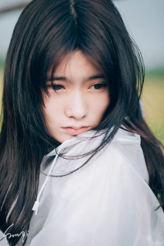 清纯美女稻田唯美写真白嫩迷人