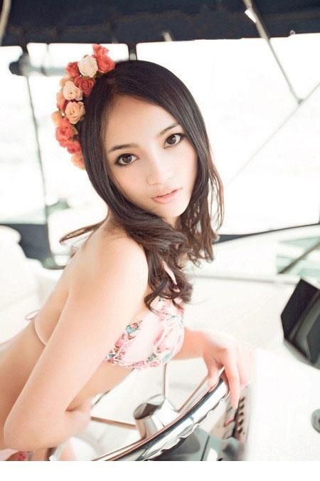 性感比基尼美女诱人写照
