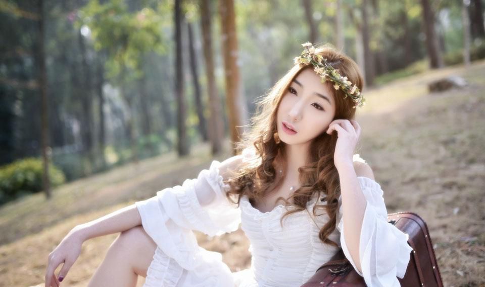 白衣少女森林唯美写真集