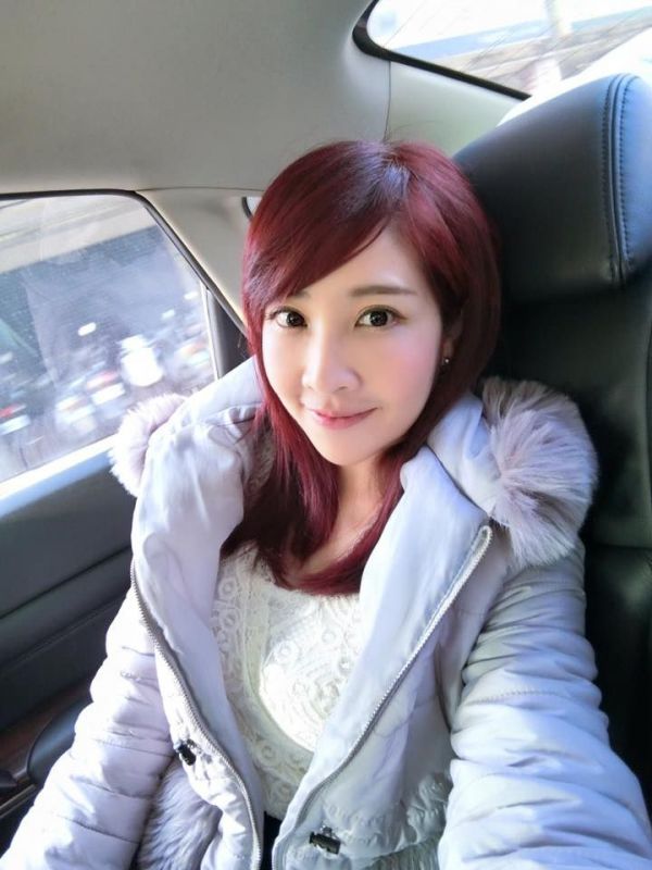 美女主播黄若薇自拍私房照甜美迷人