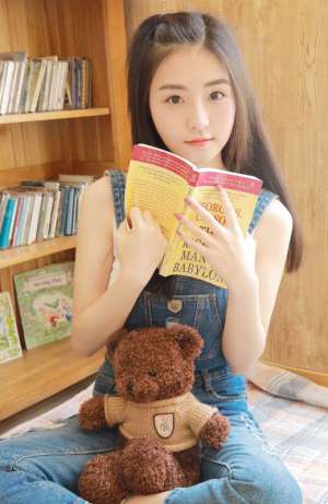 邻家素颜女孩牛仔裤清新可爱写真