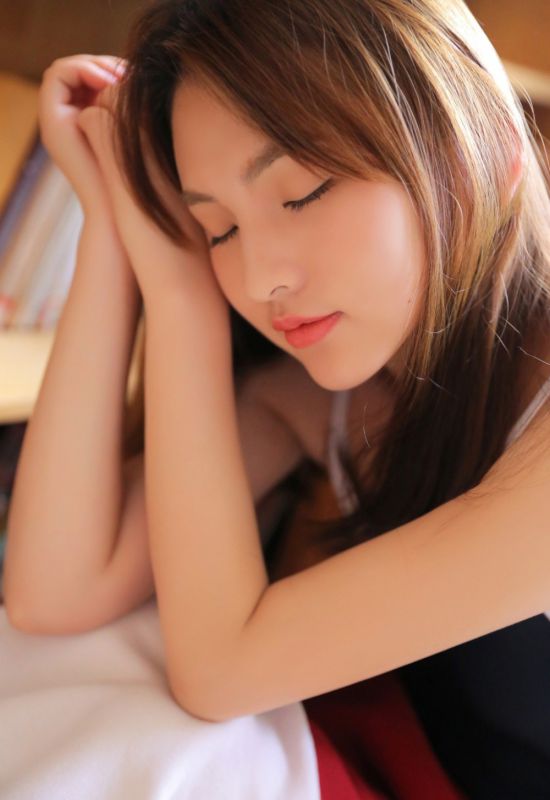篮球宝贝私房情趣连体衣玉足长腿诱惑写真