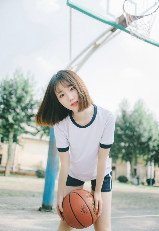 校园篮球宝贝少女日系体操服白嫩写真