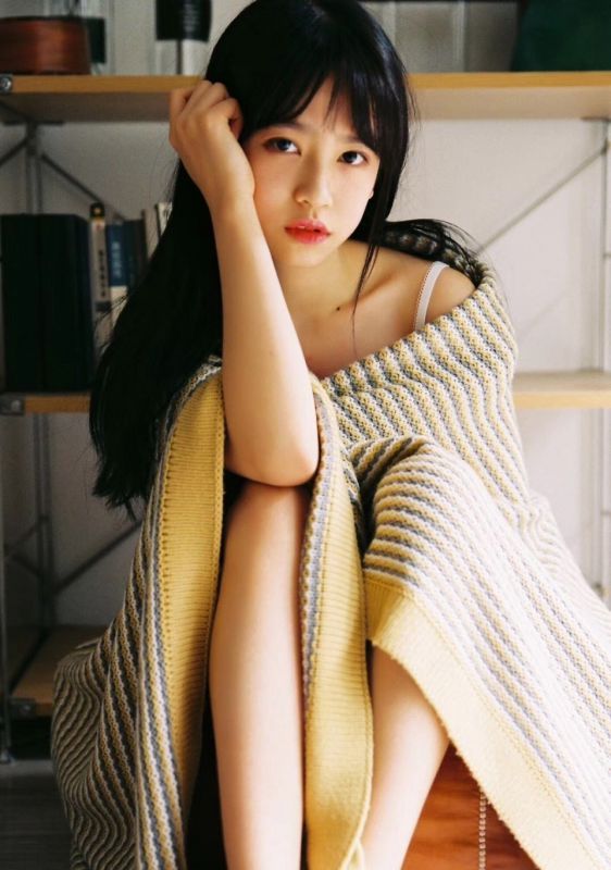 性感萝莉熟女风格气质火辣美腿玉足写真