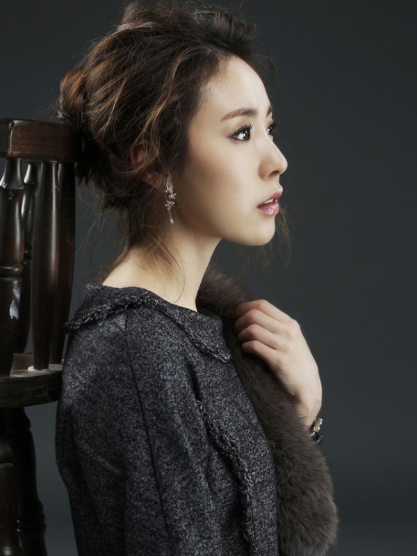 韩国美女简美妍时尚写真大片