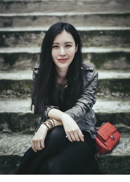 气质美女田朴B小清新私房