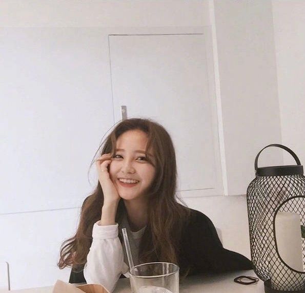 清纯甜美韩国美女白嫩漂亮时尚写真图片
