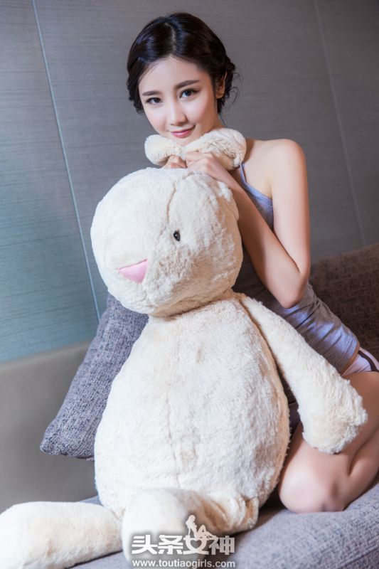 头条女神嫩模苏凉私房性感写真激凸诱惑
