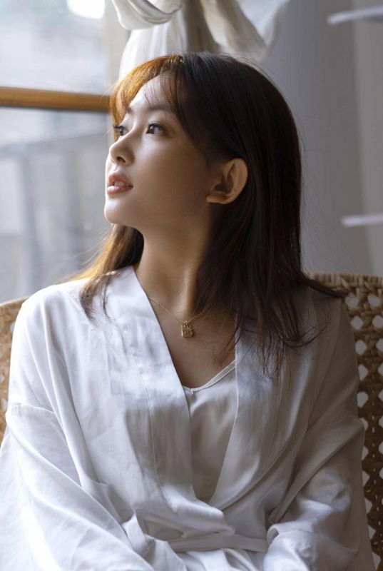 浴袍美女居家美腿御姐挑逗诱惑私房写真图片