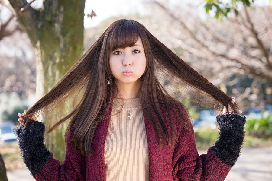 日本赛车女郎安田七奈私房美照可爱迷人
