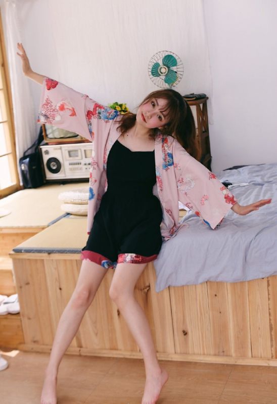 阳光运动少女私房照骨感人体艺术摄影写真