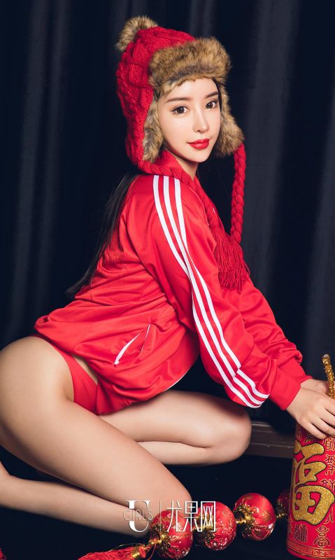 亚洲美女闺蜜自己脱了衣服腿张开翘臀色性感图片