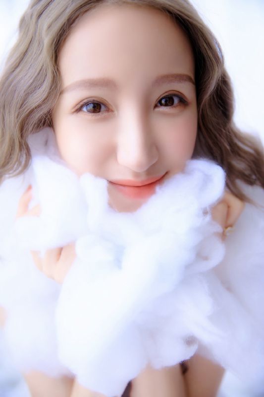 天使的闺房梦幻甜美酥胸美乳写真