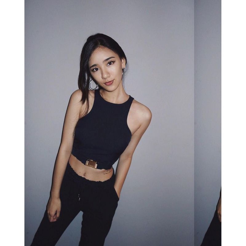漂亮嫩白美眉Kathy Zheng养眼图片集锦