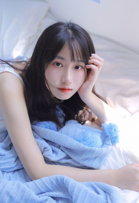 阳光美少女私房静谧养眼氧气小清新写真