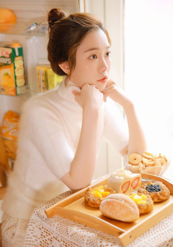 白嫩时尚浪漫美女性感大胆私房诱惑写真