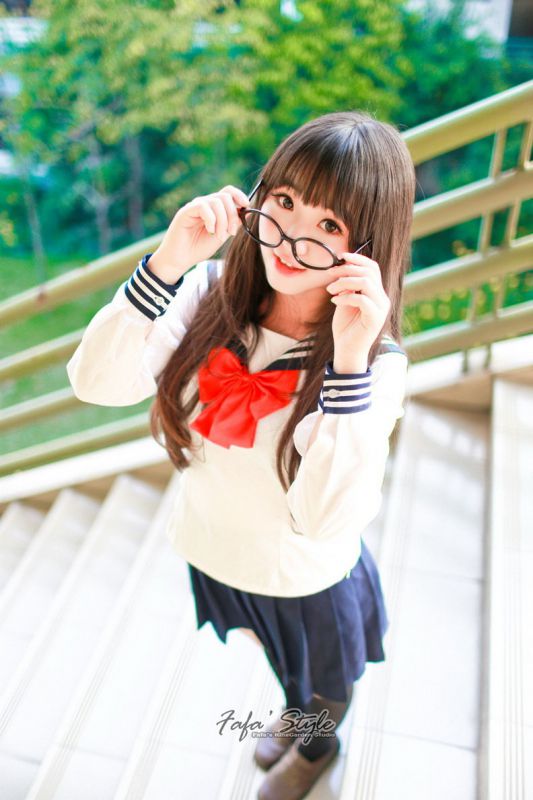 校园小清新美眉学生制服写真
