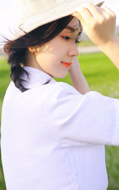 文艺校园班花学生妹野外制服诱惑清纯唯美写真