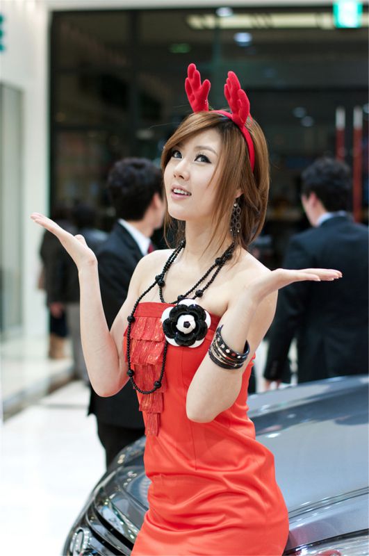 韩国车模黄美姬车展性感写真照
