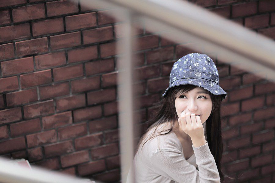 漂亮台湾美女唐筠乔户外唯美写真