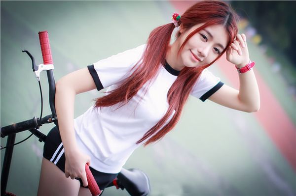 元气美女户外高清写真集