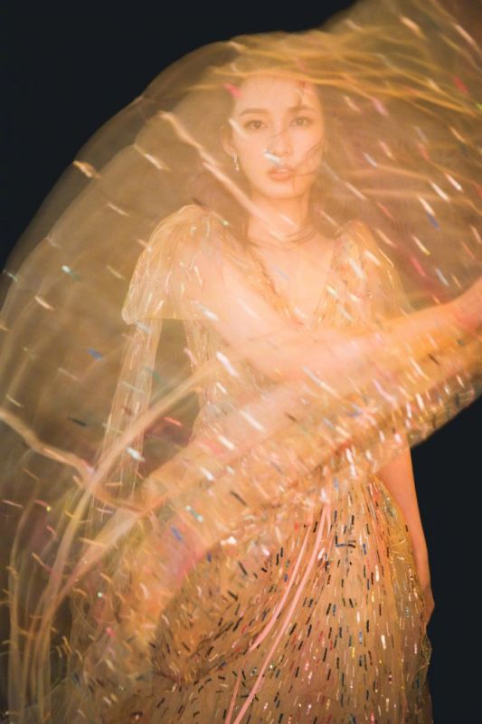 李沁梦幻半透长裙唯美靓丽气质出众写真图片