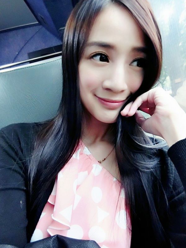 极品气质美女邱俐颖Ray私拍图片集锦