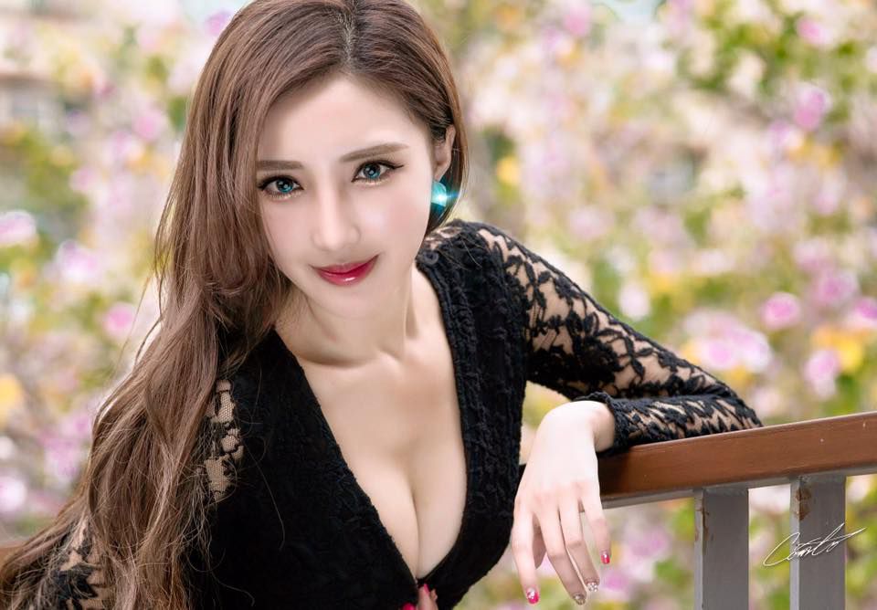 女神级美女赵芸精选写真图集