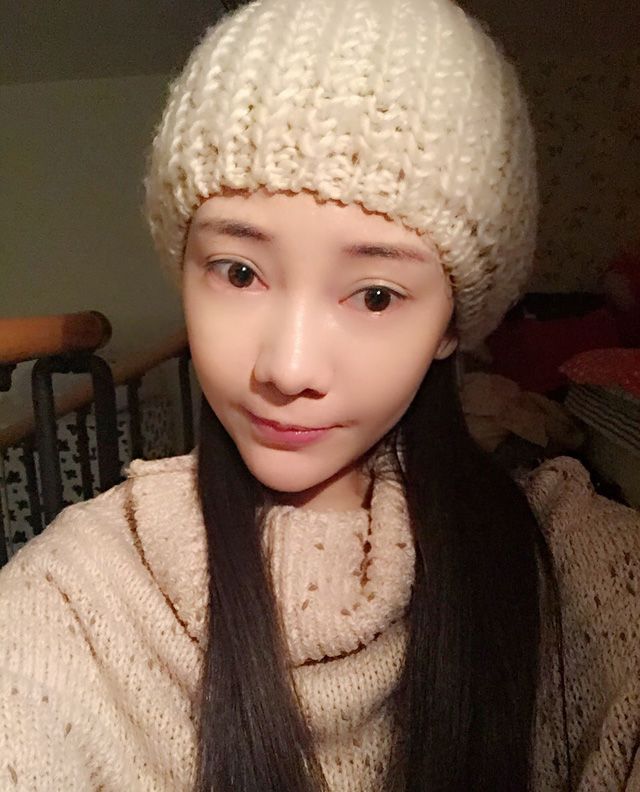 素颜美女郭芮溪可爱迷人写真集