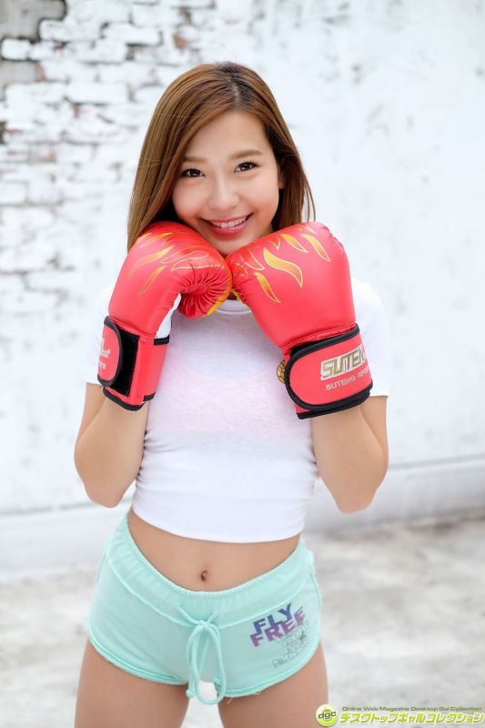 拳击美女火辣巨乳身材性感私房内衣裸图写真