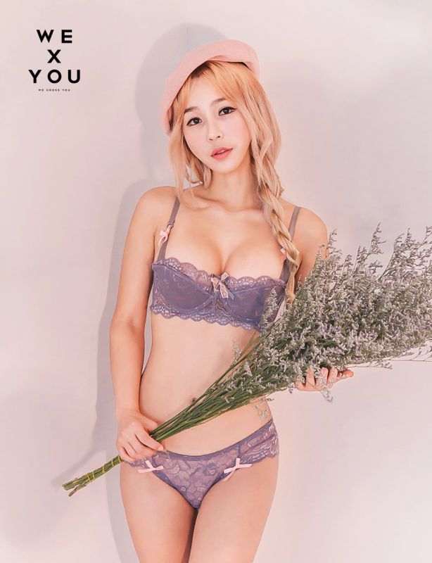 韩国美女模特李智娜性感写真图片