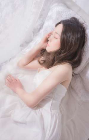 梦幻交换美妇床上风骚抚媚妖娆性感撩人系列写真