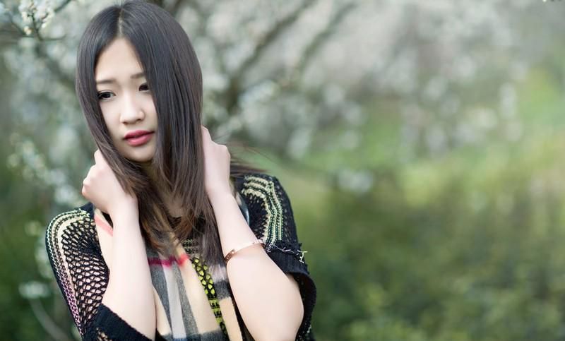 清纯美女户外唯美写真照