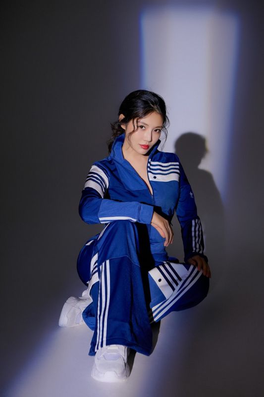 运动少女徐冬冬青春元气活力清纯明星图片
