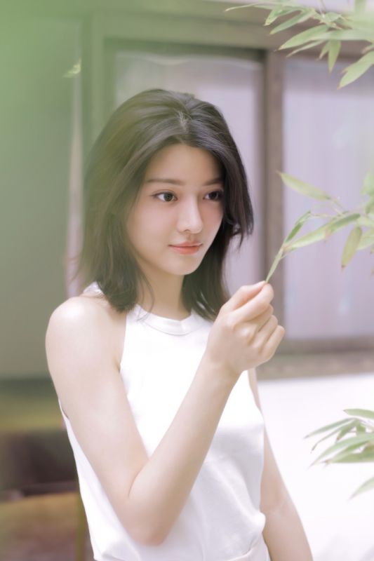极品运动短发少女活力元气清纯白嫩氧气图库