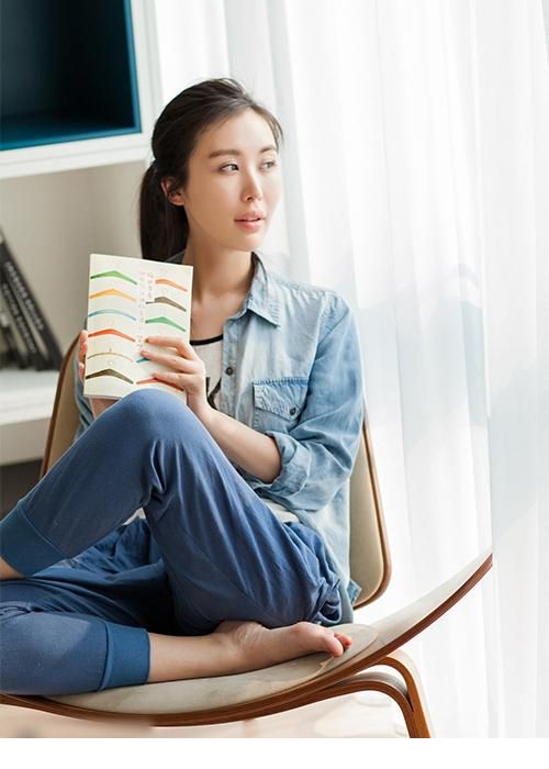 气质美女田朴B小清新私房